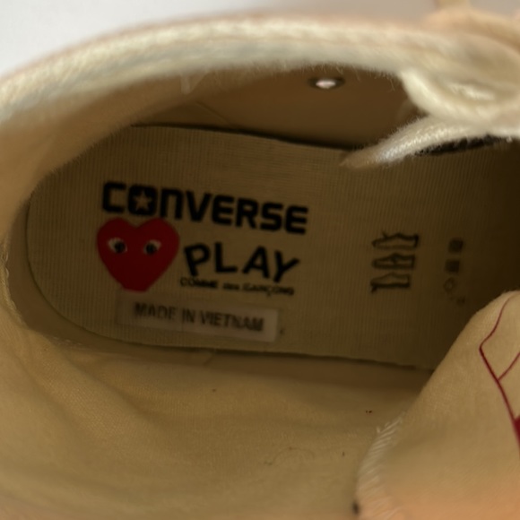 Converse x Comme des Garçons PLAY Chuck 70 High Top - Picture 9 of 11